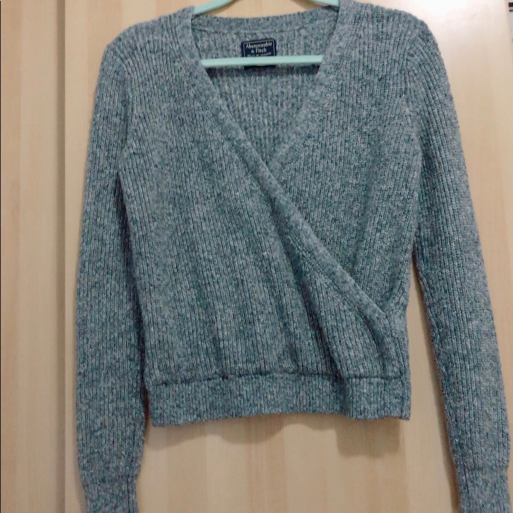 💗Abercrombie & Fitch Long Sleeves Grey Sweater💗